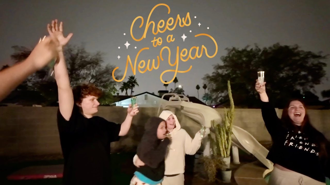 HAPPY NEW YEAR 2026!! *GAMES, FAMILY, CELEBRATE!!* {FAMILY VLOG}