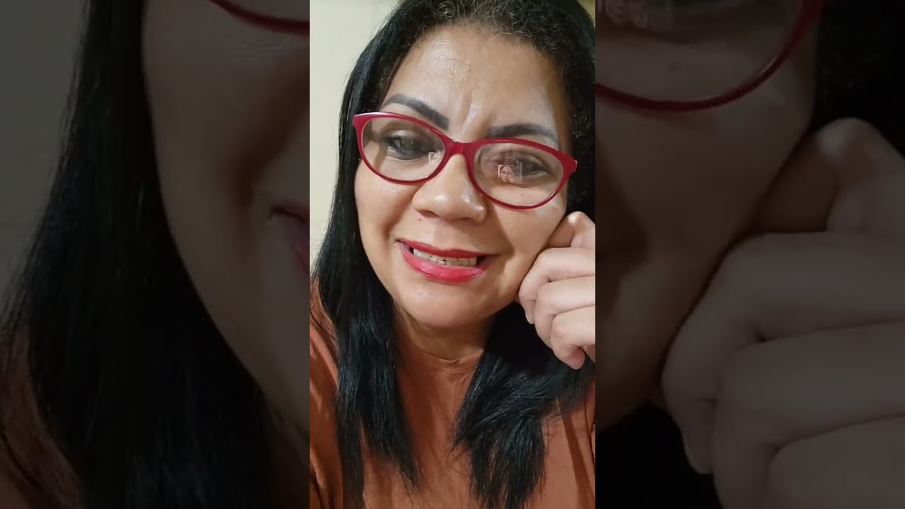 Past. Mônica de Jesus está ao vivo!