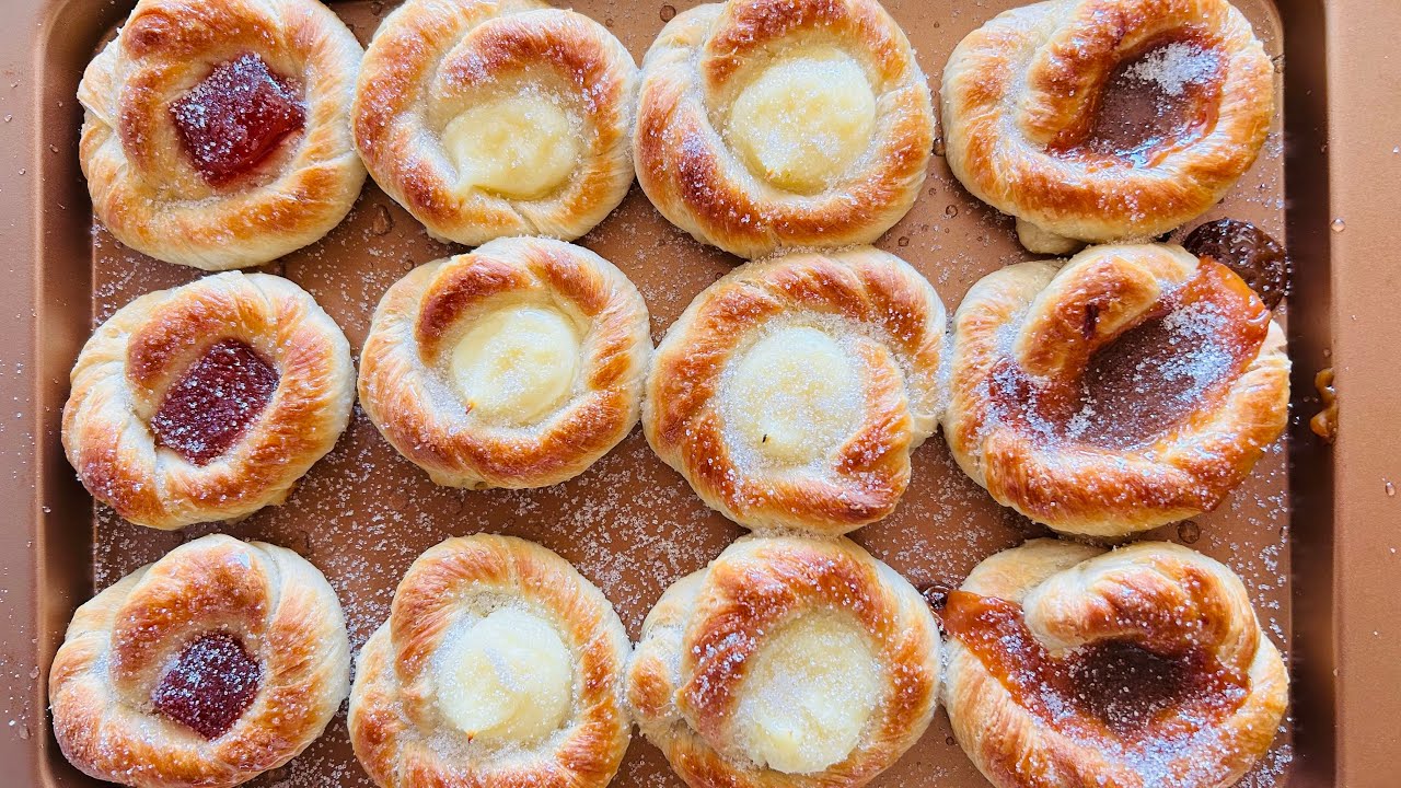 MARGARITAS, Facturas de membrillo, crema pastelera y dulce de leche | Vane Fern&aacute;ndez