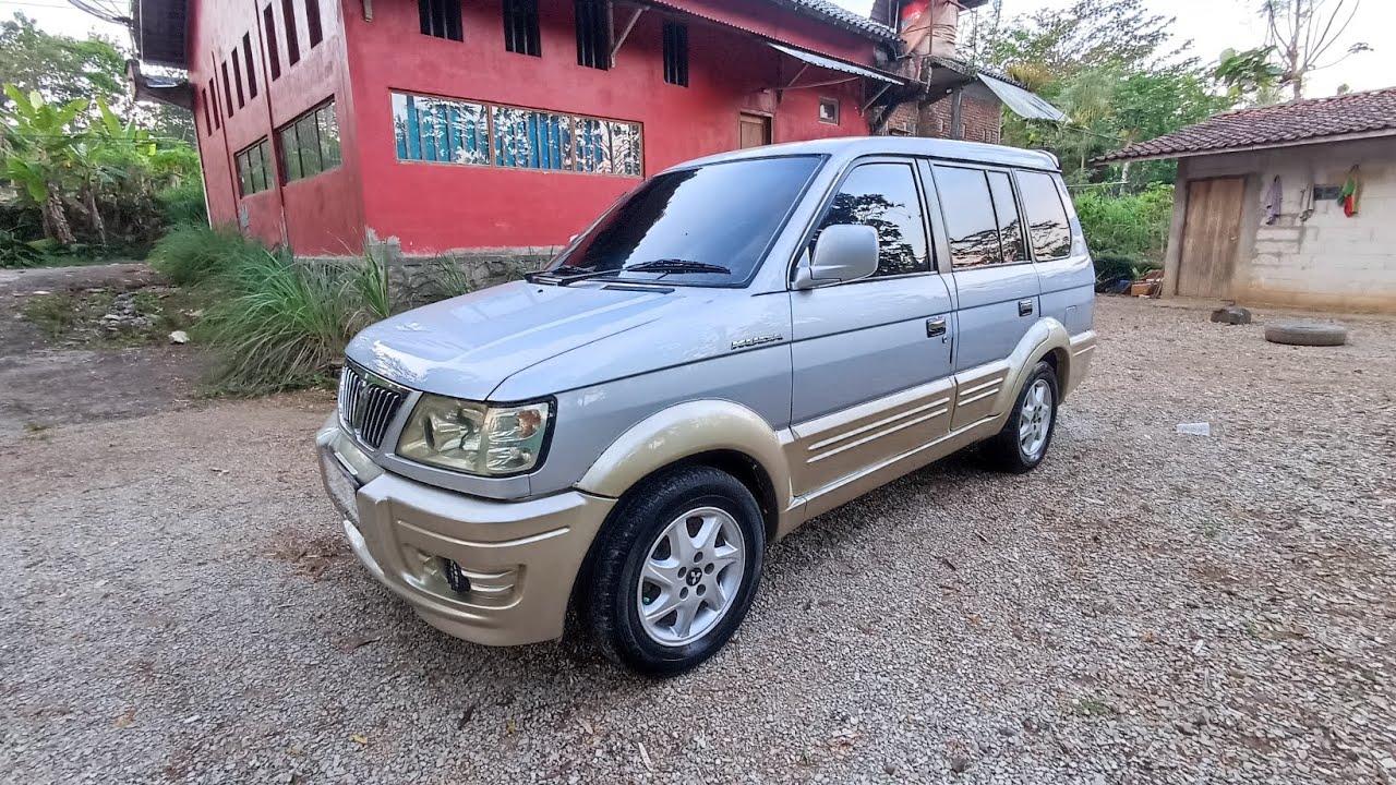 Dijual Mobil Bekas Mitsubishi Kuda Grandia Ganteng Gagah