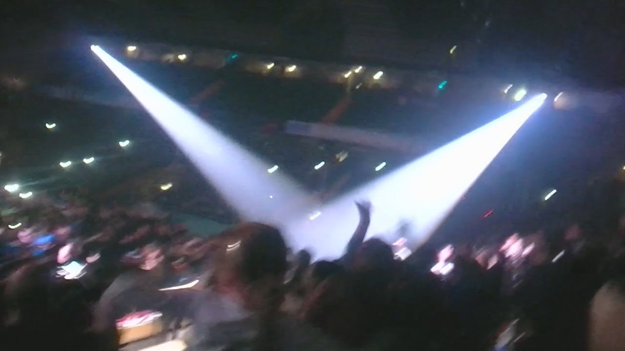 WWE Live: The Shield's Entrance - Newcastle Metro Radio Arena (12/11/13)