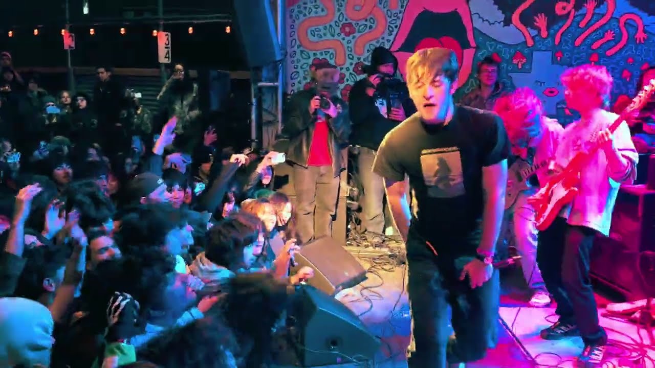 I Promised The World - I Can’t See Through The Mirror (Live at Rubber Gloves, Denton TX) (1/31/2026)