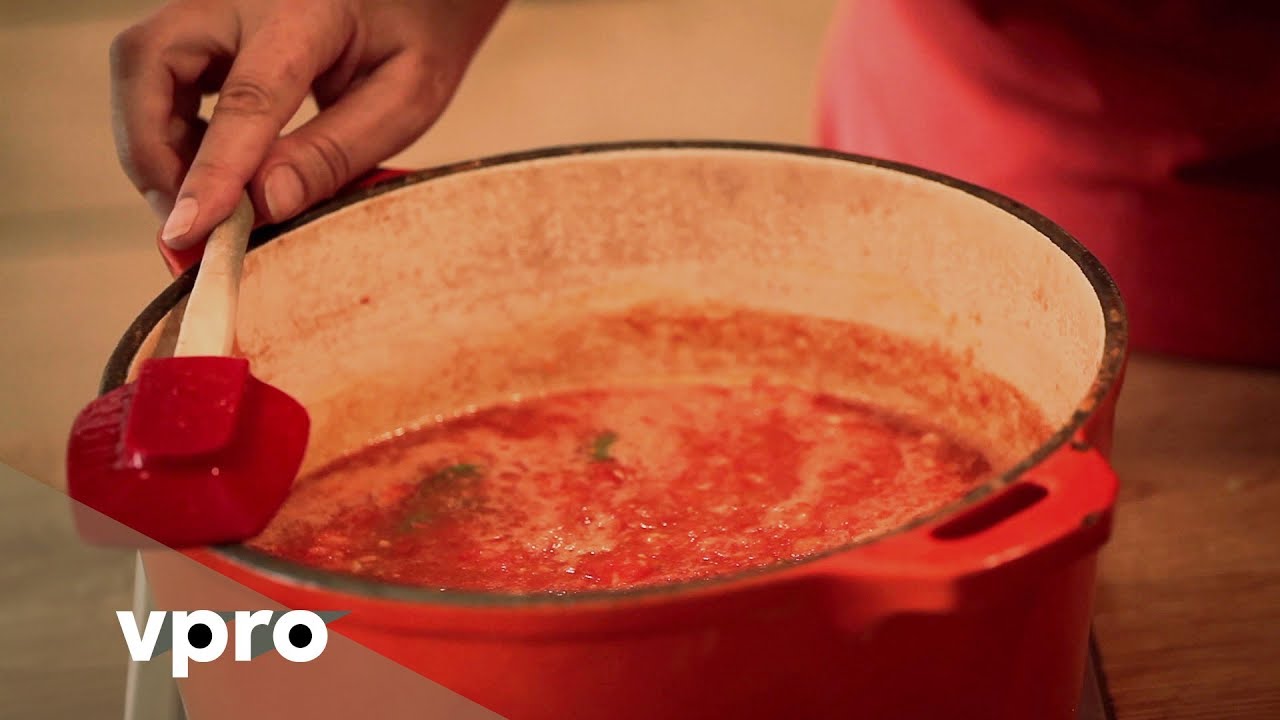 Recept: Tomatensaus uit Koken met Van Boven