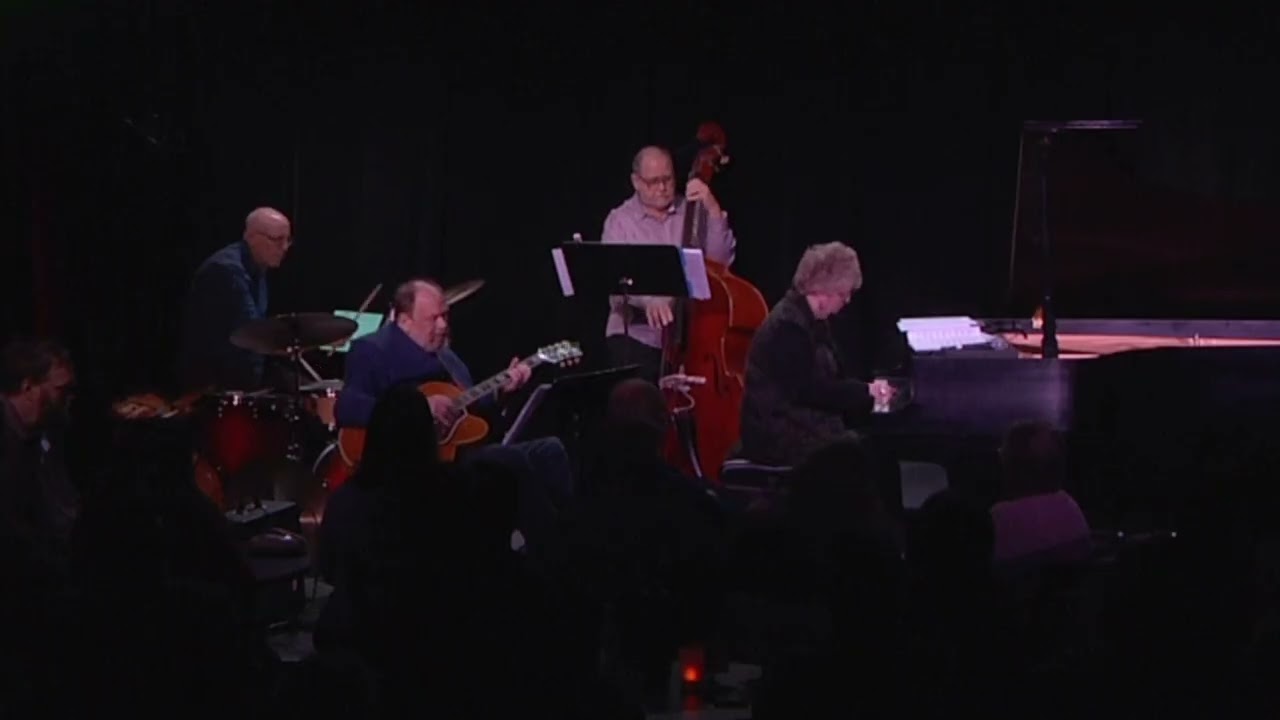 Jazz pianist Lori Mechem plays "Skating" by Vince Guaraldi Trio LIVE 