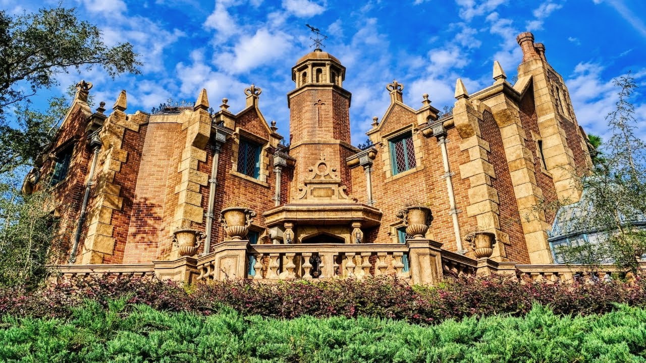 Haunted Mansion - Magic Kingdom - Walt Disney World [4K POV]