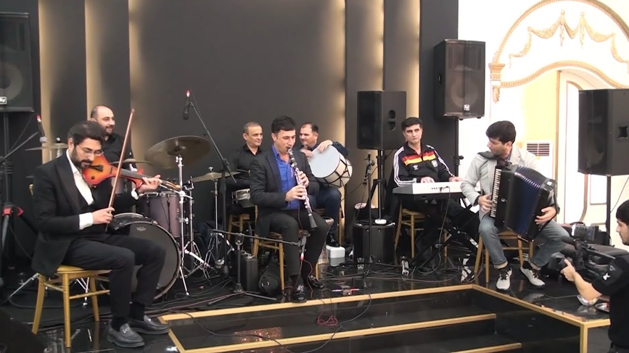 Hacı İlhamın övladları-Əli&Yusif kiçik toy məclisi.Orxan, Ramin,Totu,Elman,Ceyhun, Famil,İlham,Elvin