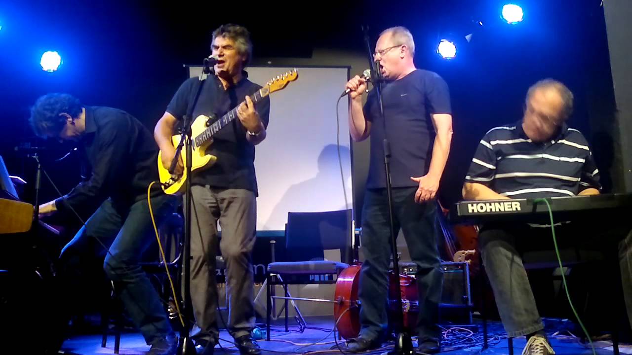 Chaotic Strings - Wemmer mei Kumbl hilfd
