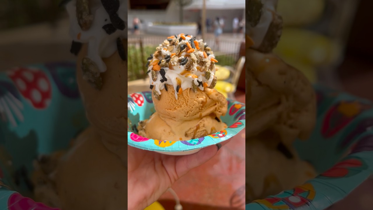 You Need This PUMPKIN SUNDAE at Magic Kingdom