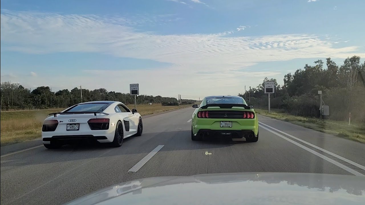 2020 Shelby GT500 vs 2017 Audi R8 V10 Plus