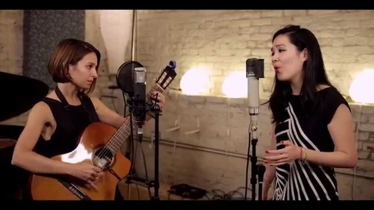 Stephanie Chou & Octavia Romano- Kangding Love Song 康定情歌