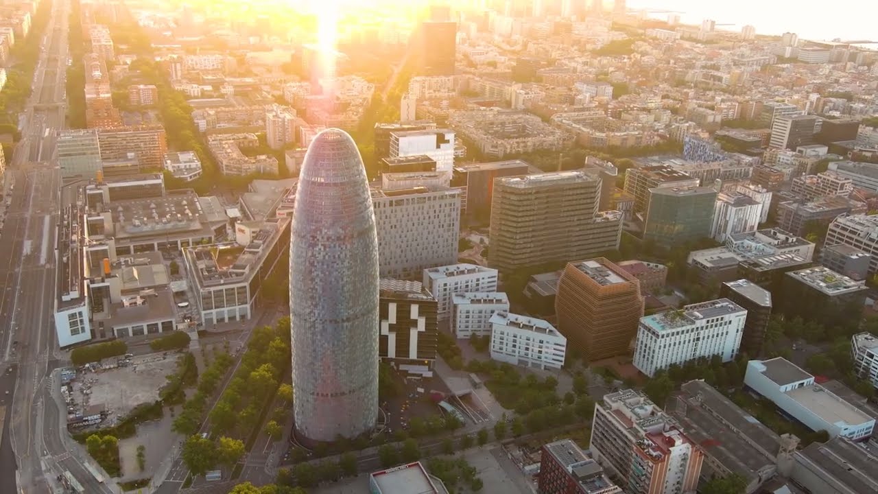 Barcelona Metropolitan Region City Digital Twin: the Future of Urban Development (Aretian)