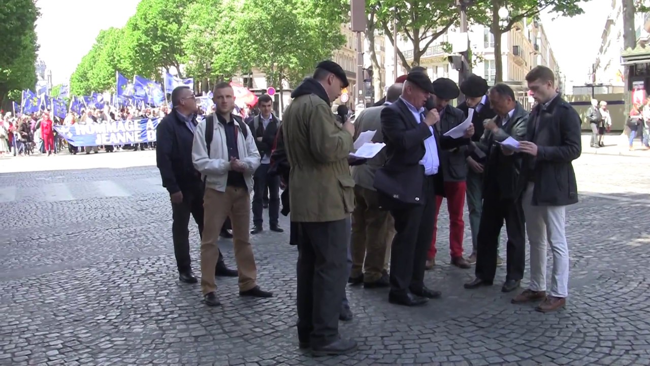 Chant en hommage à Sainte Jeanne d'Arc.