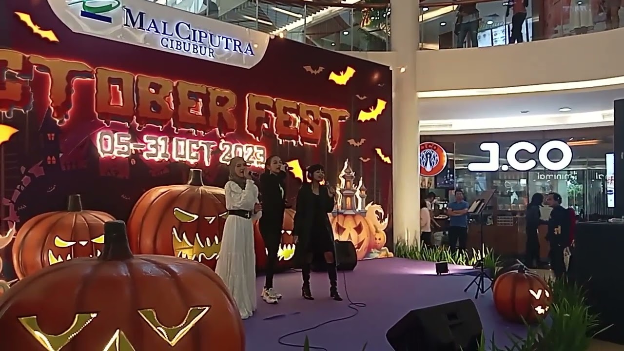 Bintang Kehidupan - Nike Ardilla ( Trio RZJ : RESSA - ZOE JIREH - JOVITA )