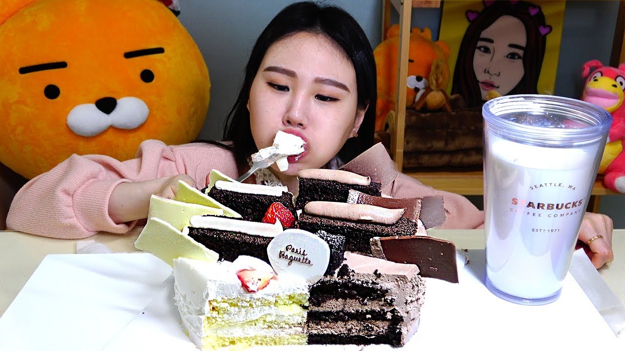 초코반딸기반케이크 먹방 Mukbang