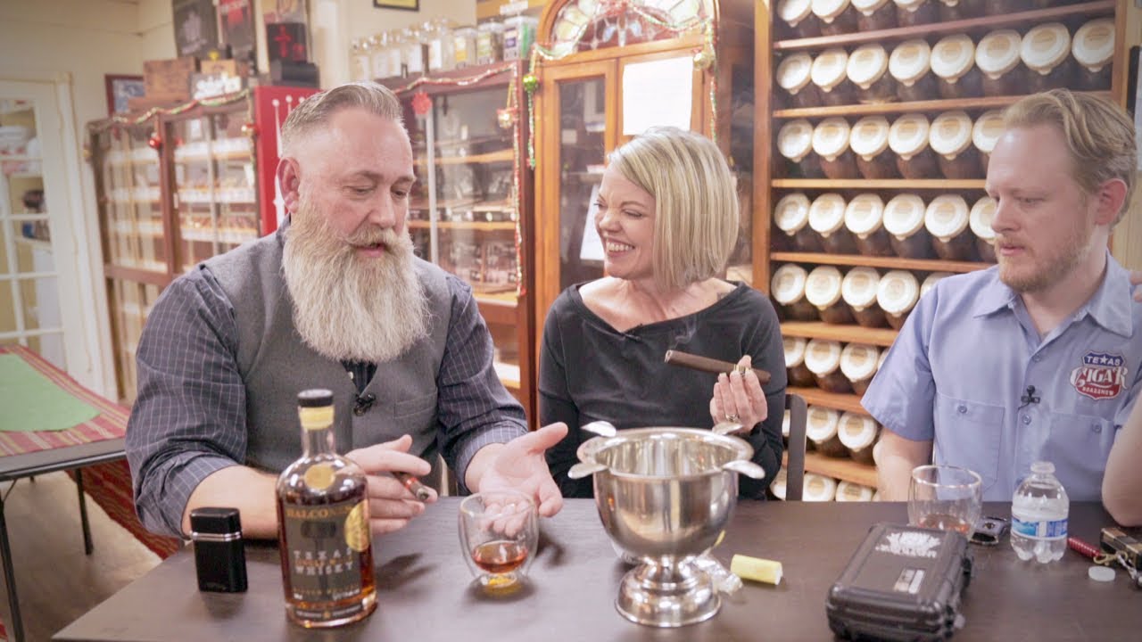 Carleen's First PDR Cigar &ndash; Texas Cigar Roadshow Pit Stop #20