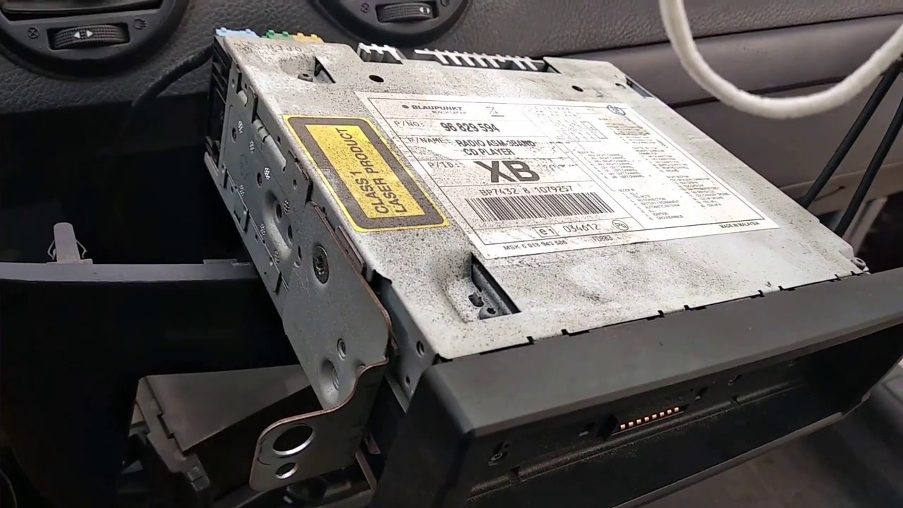 Вывод AUX'а (аудиовход) родной магнитолы BlauPunkt / Chevrolet Lacetti