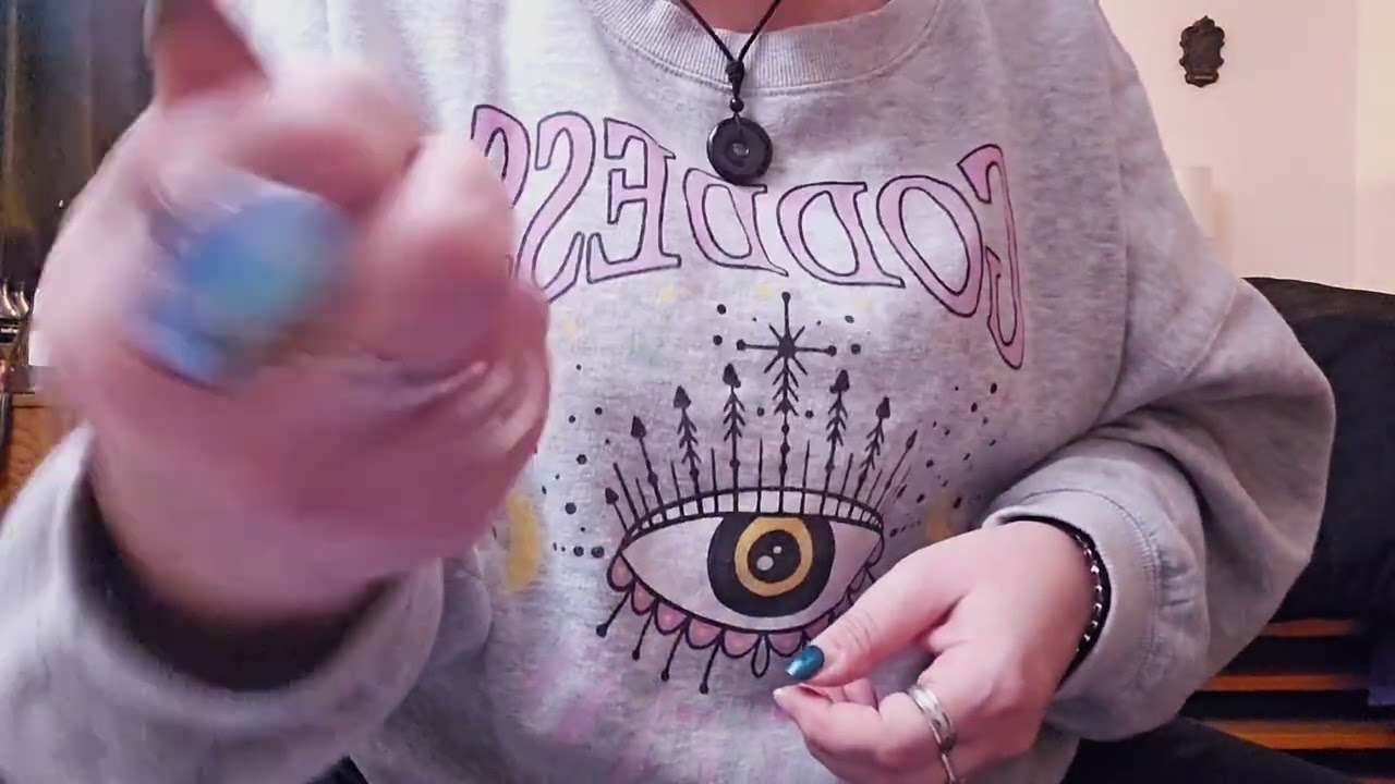 Soulmate Saturday - Part 2. Something is brewing, unexpectedly. #lovereading #tarot #soulmate 