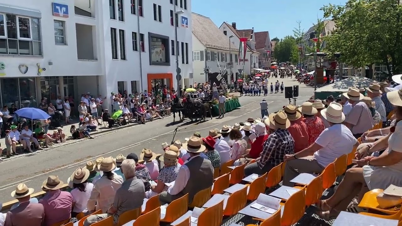 Kinder- und Heimatfest Laupheim 2025 - großer Festumzug Montag  Teil 12