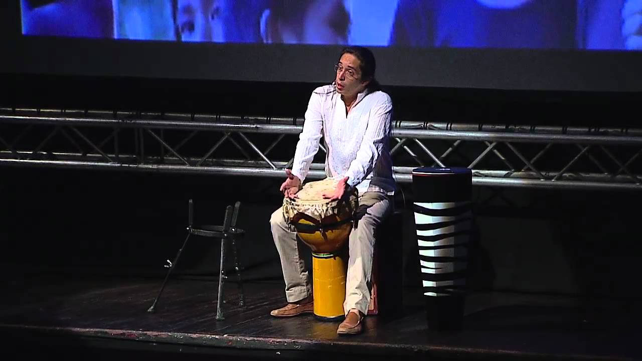 TEDxPura Vida 2012 - Carlos Vargas 