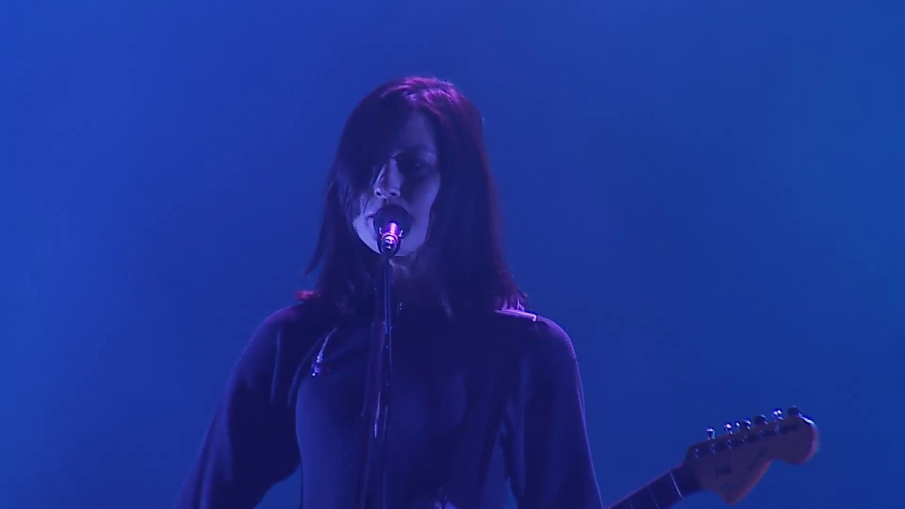 Warpaint - Above Control [Open'er Festival 2017] [1080p]