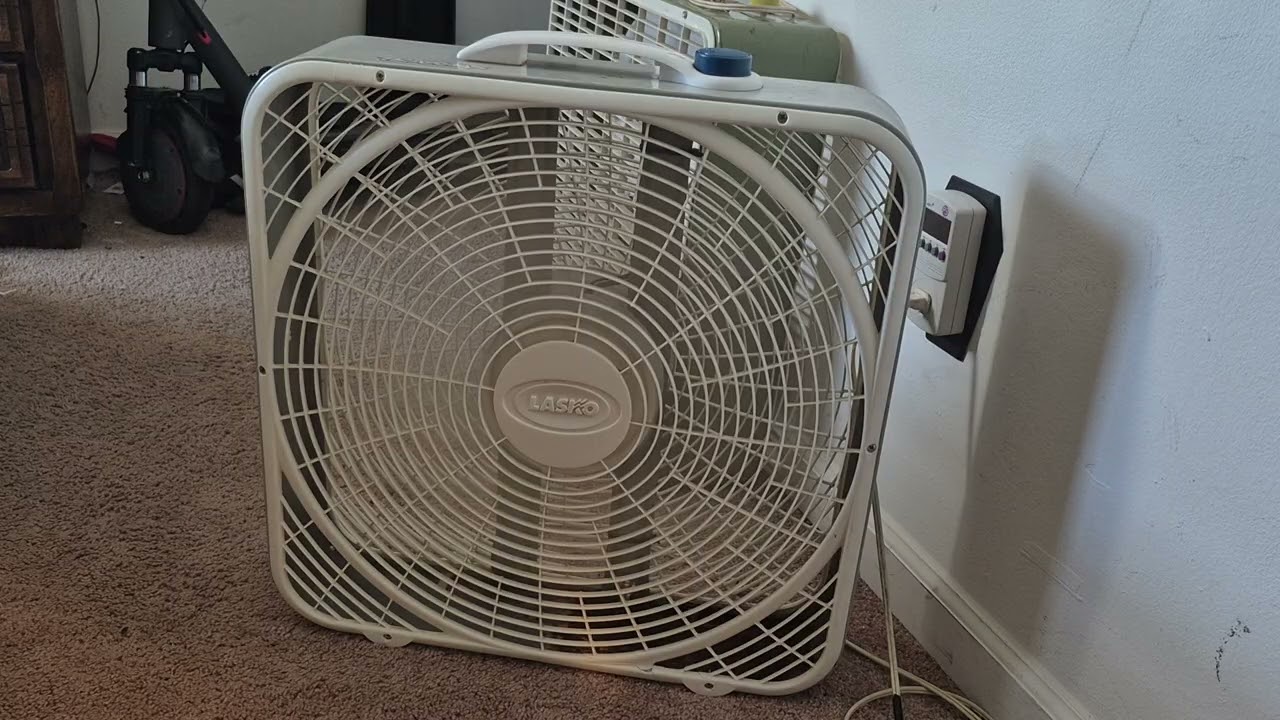 1999-2000 Lasko 3723 