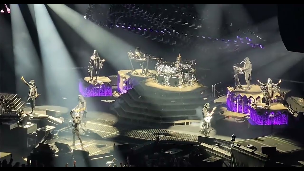 From the Pinnacle to the Pit - Ghost (Skeletour @ Tampa, Amalie Arena 7/12/25)