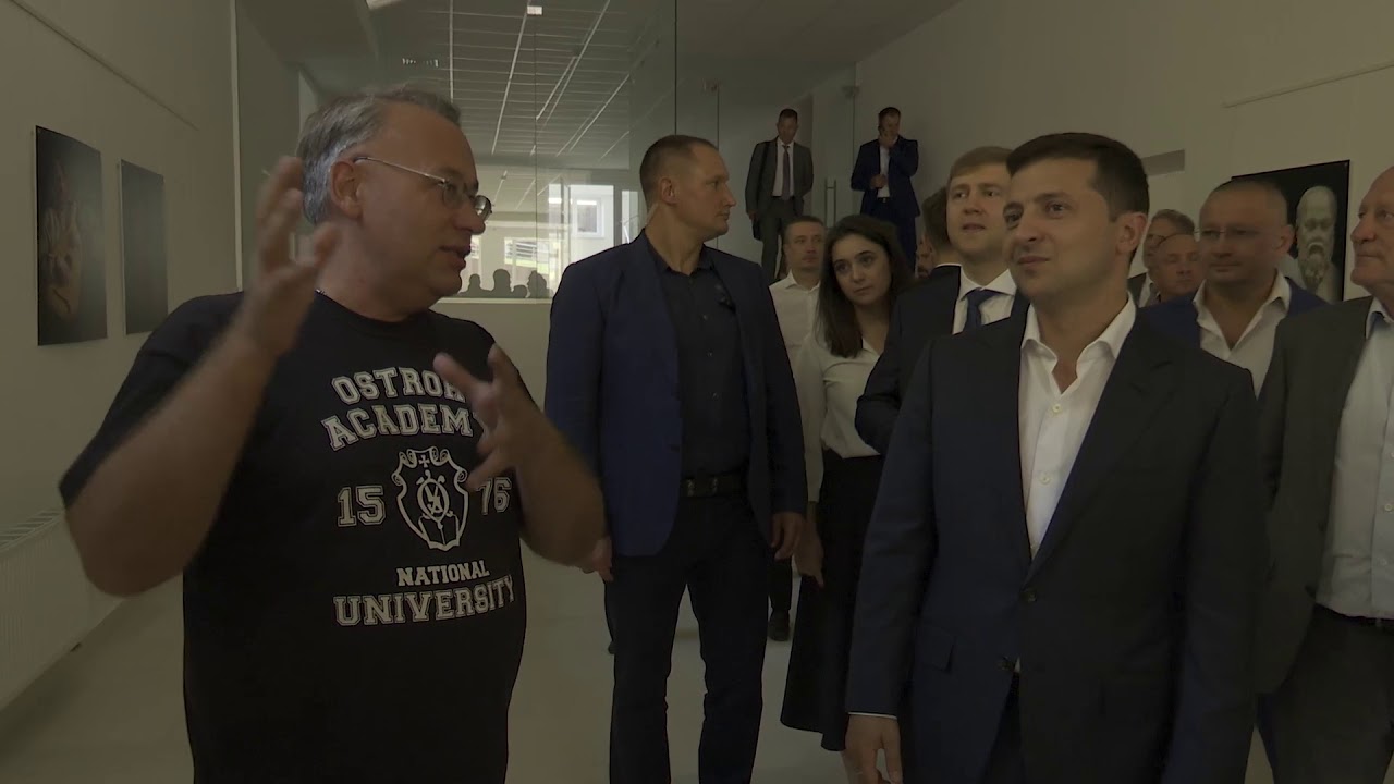 Президент Зеленський оглянув новий корпус Острозької академії