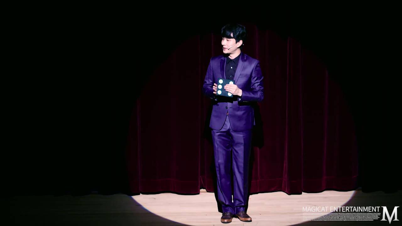 김유정국 [주사위, 도미노스팟, 닷츠 넥스트] : Magician JK Kim U - [3D Jumbo Dice Trick]