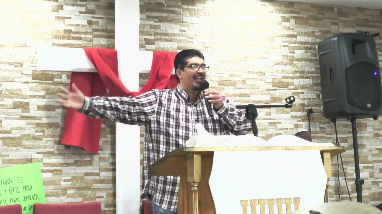 Predicación  Amaro de Oviedo pastor de la iglesia del centro Avilés       (tema un cambio)