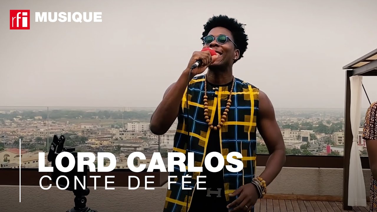 Le Togolais Lord Carlos interprète en acoustique son célèbre titre 