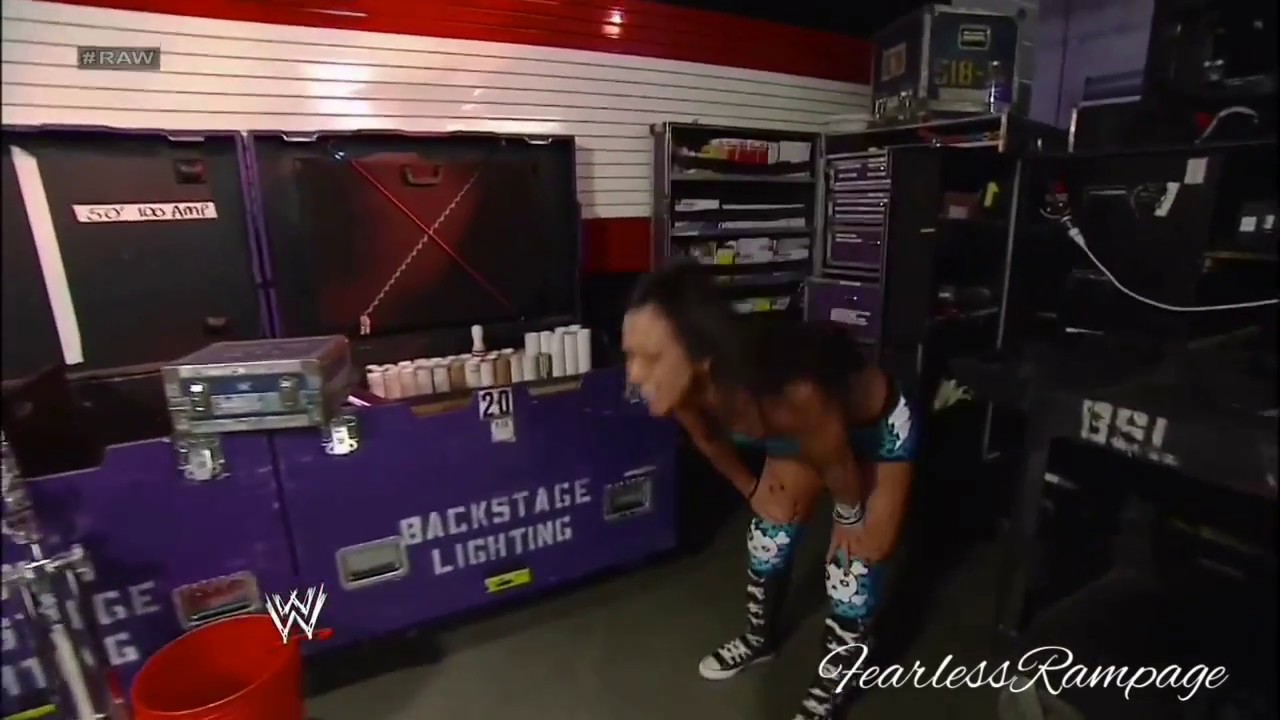 Aj Lee MV // Issues //