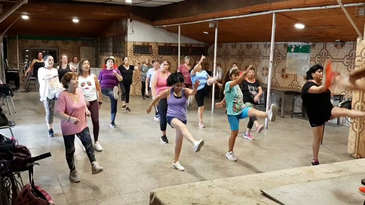 Baile entretenido 12 Miercoles 11 de Marzo 2026 profesora Angela Sierra club los 120 lo Espejo