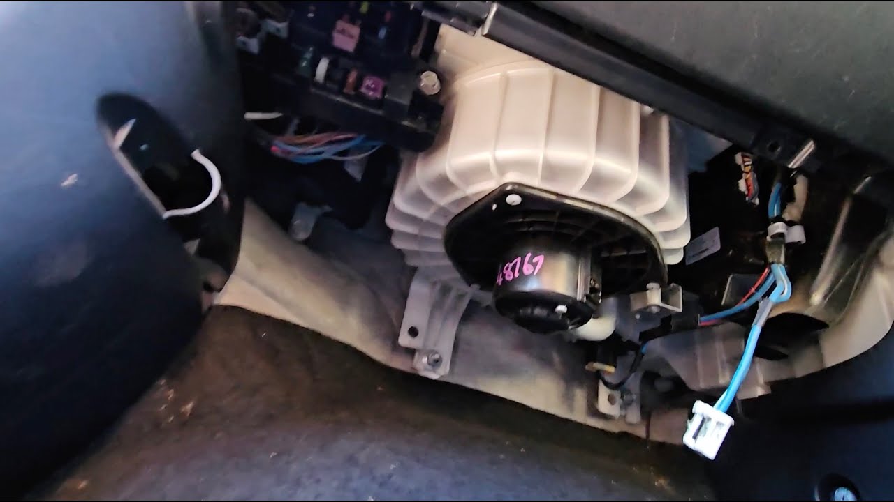 How to Remove & Replace Mitsubishi Lancer & Outlander Fan Blower Motor CJ Models 2007-2017