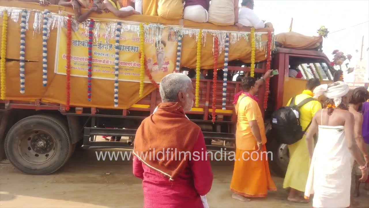 Saint Procession at Maha Kumbh Prayagraj | Crowd Control by Police