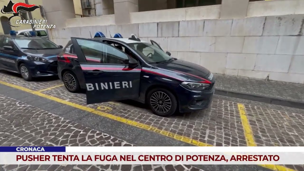 CRONACA. PUSHER TENTA LA FUGA NEL CENTRO DI POTENZA, ARRESTATO