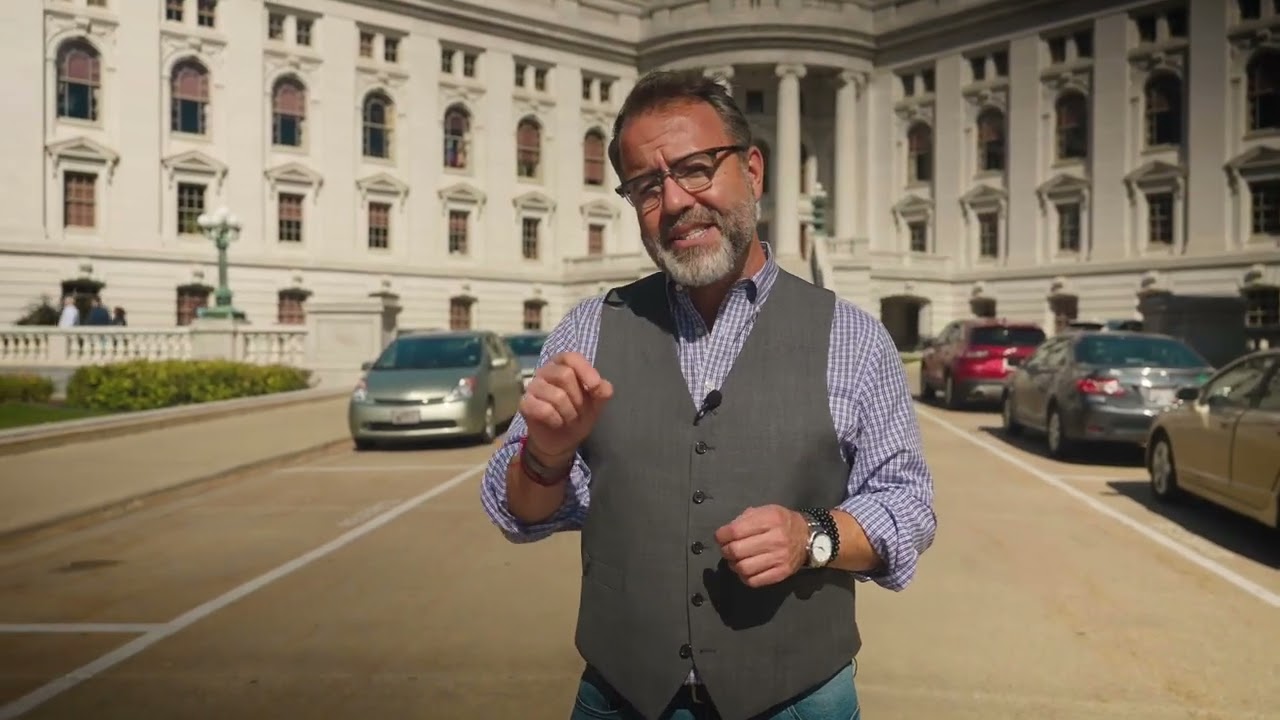 Moving to Madison, Wisconsin? | Mark Gladue with Lauer Realty