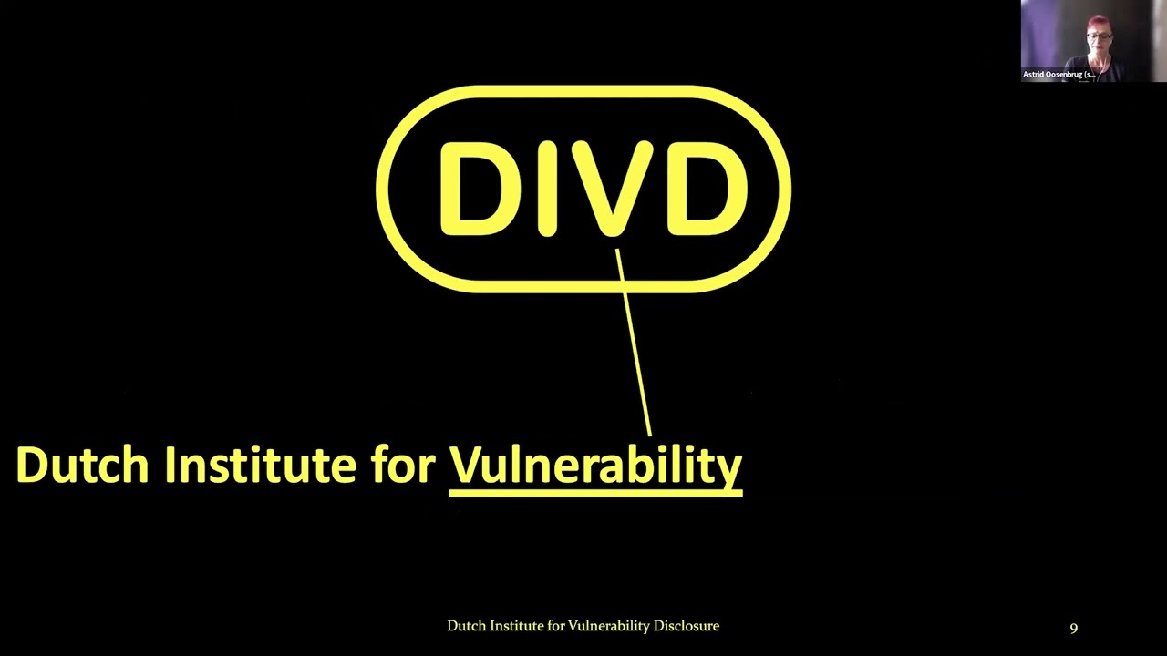 Keynote:Helpful Hackers - Astrid Oosenbrug