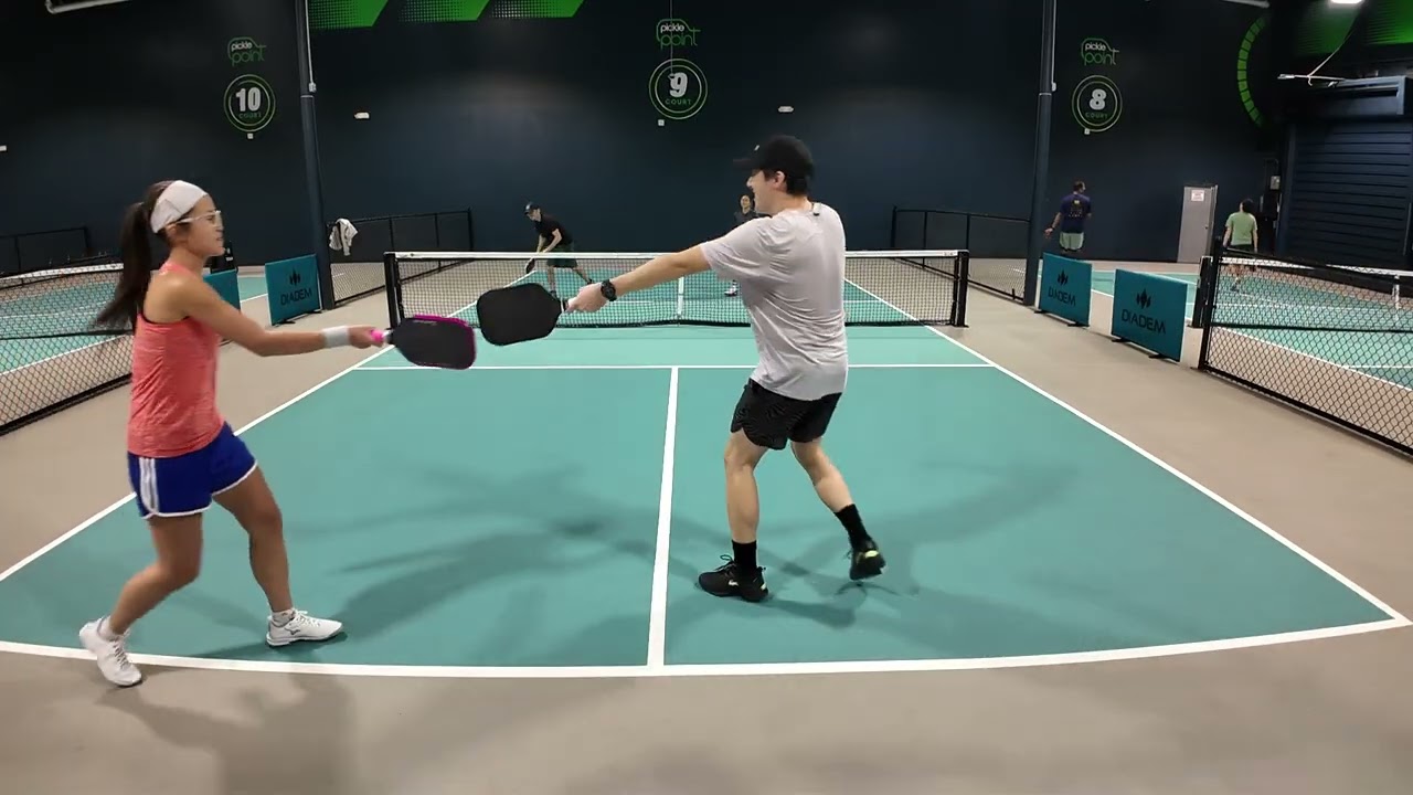 Pickleball - Pickle Point SW 26 - Kevin/Diane vs Daniel/Vanna Game 3