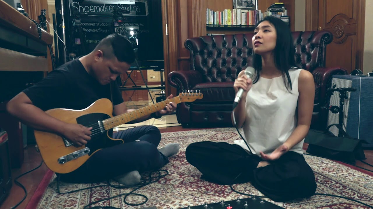 Waiting In Vain - Bob Marley (Cover) by Diastika Ft. Nikita Dompas