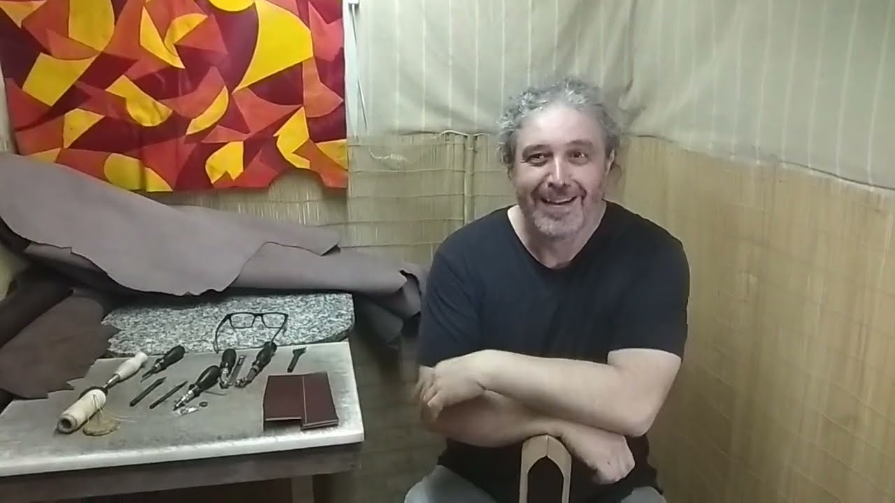 Como coser cuero a mano - Parte 2: Costura guarnicionero