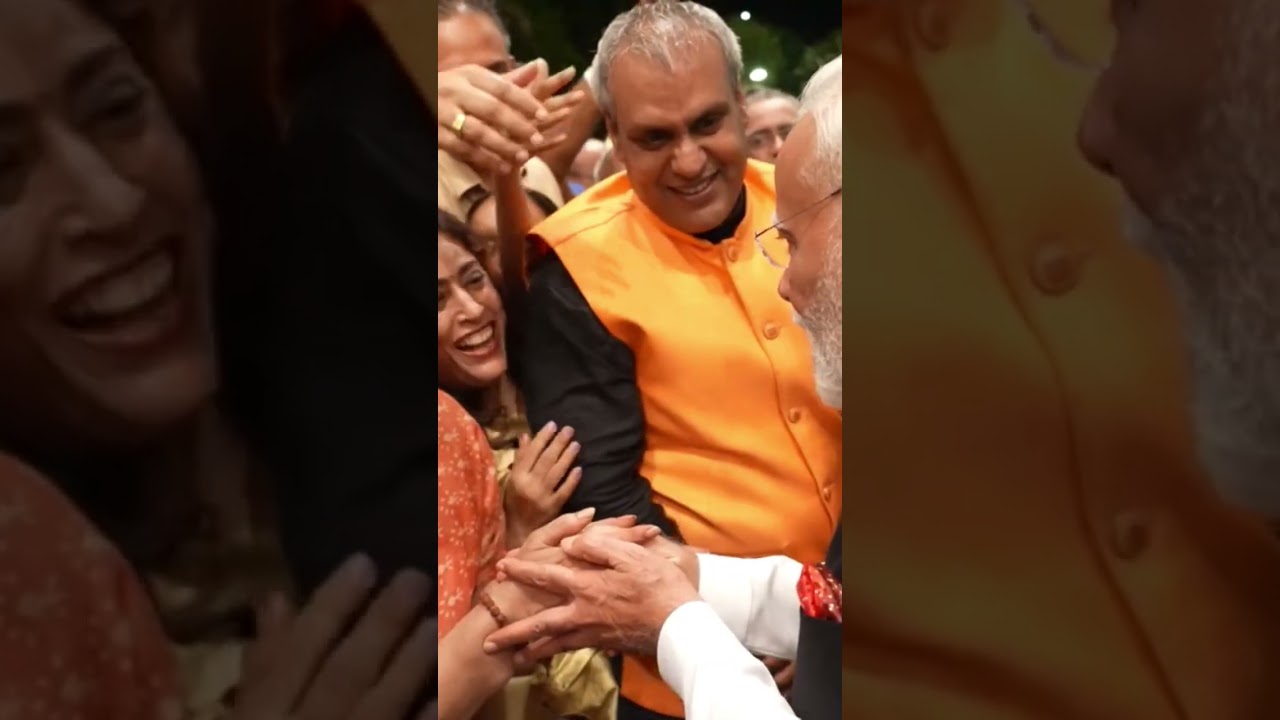 Modi ji in columbo (Sri Lanka)