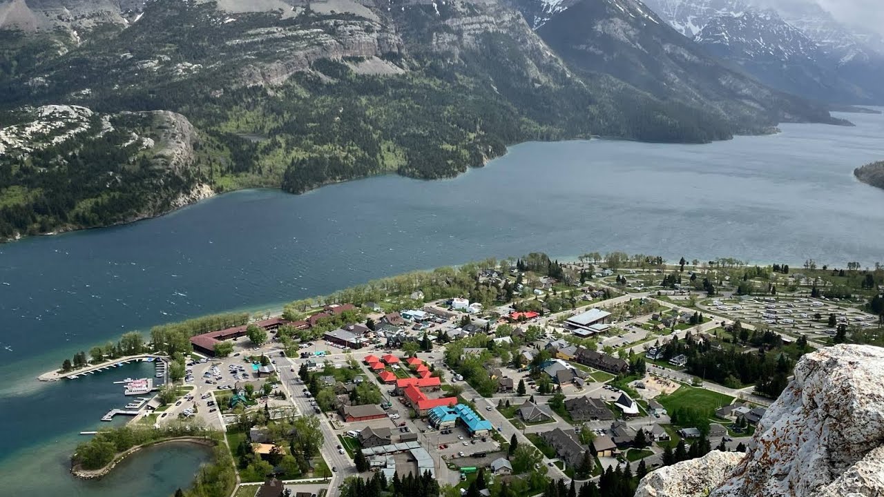 Bear's Hump, Waterton Lakes National Park