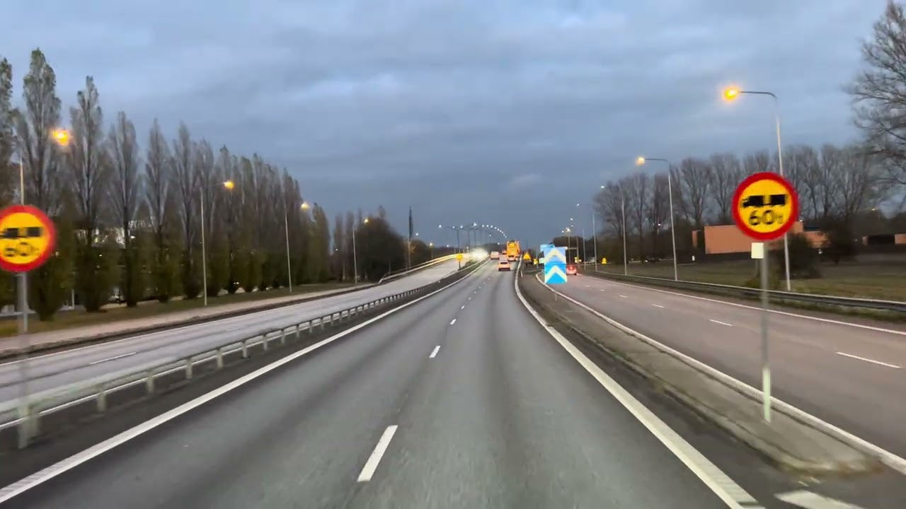 Lämnar Malmö. På väg hem. 