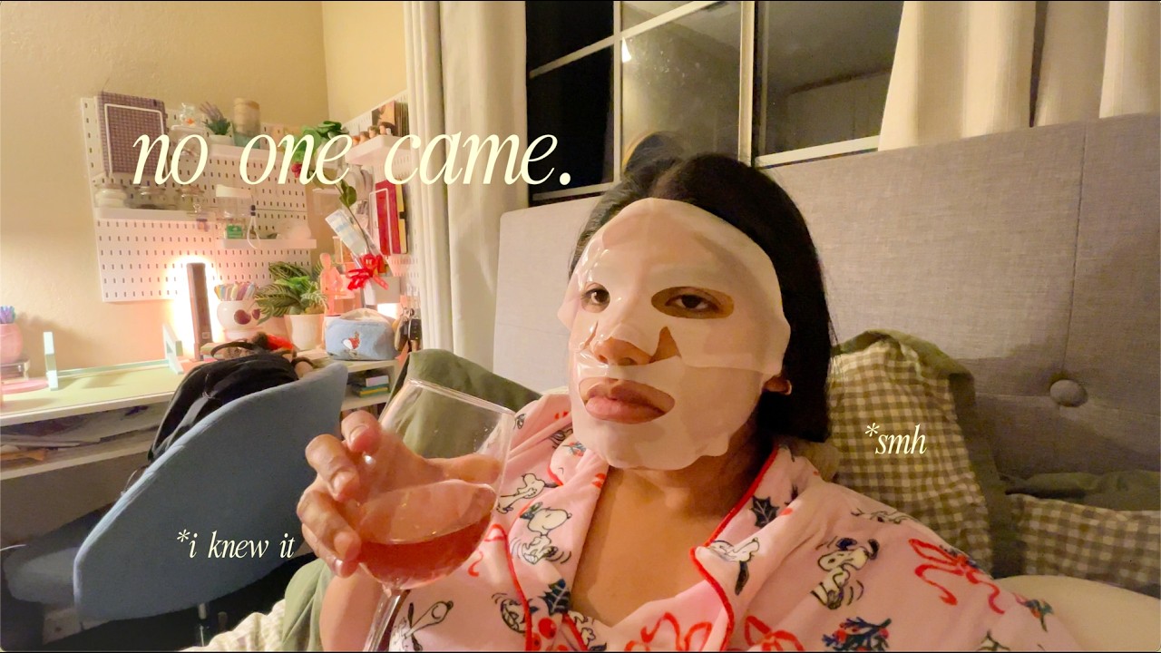 i ended up hosting GALENTINES alone in my room :/ *vlog*