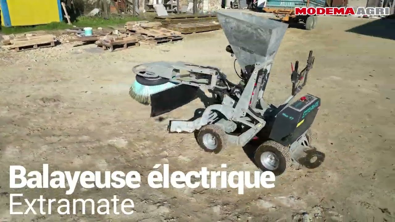 D&eacute;monstration Balayeuse EXTRAMATE   GAEC La Pinoch&egrave;re