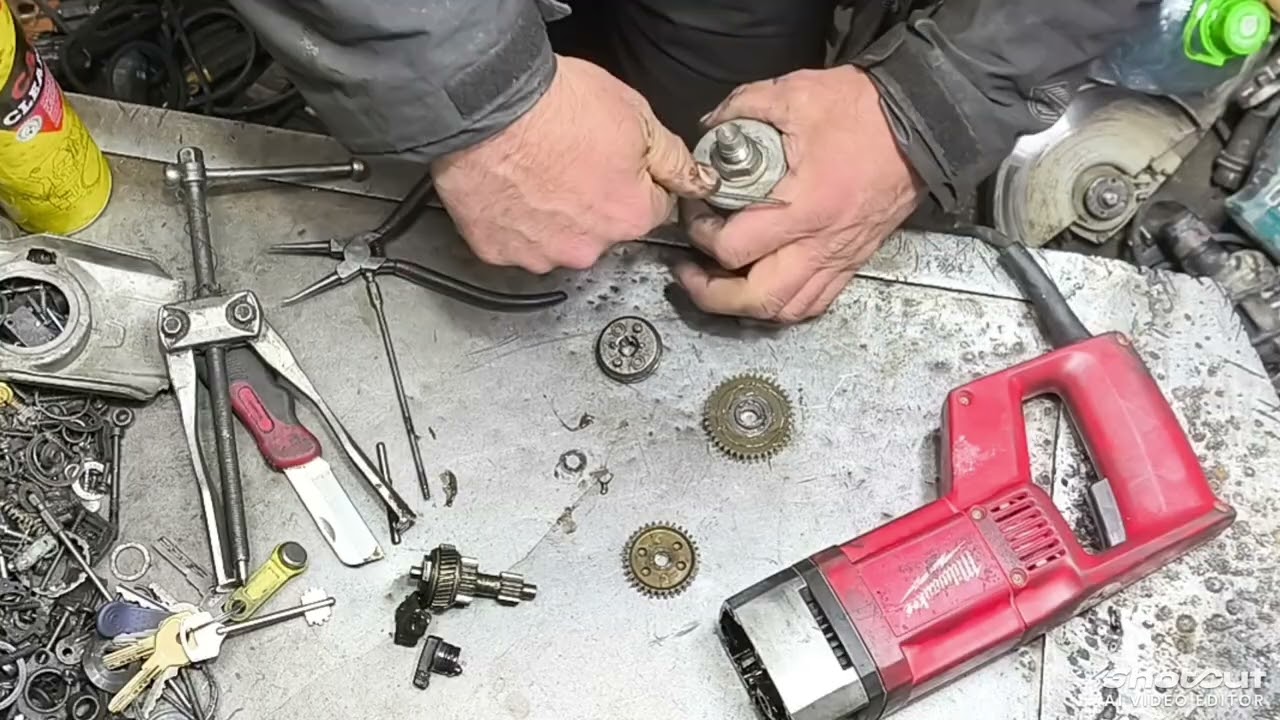 Пятница в мастерской. 