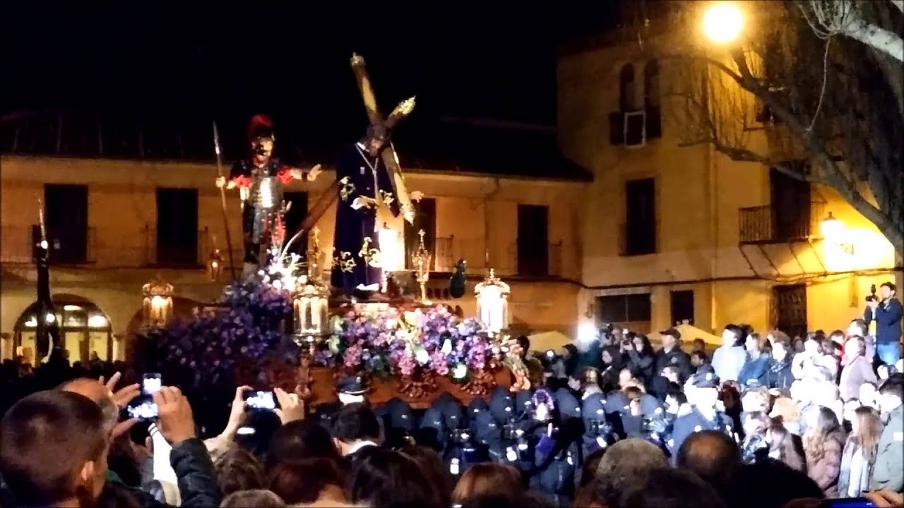 Recogida Nuestro Señor Jesús de la Salud - Procesión Virgen de la Amargura 2015 (I)