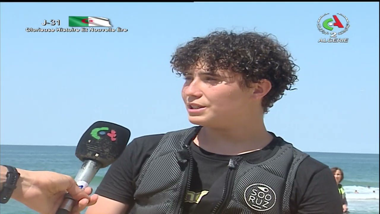 Le kitesurf, un sport de glisse qui a le vent en poupe en Algérie depuis quelques temps