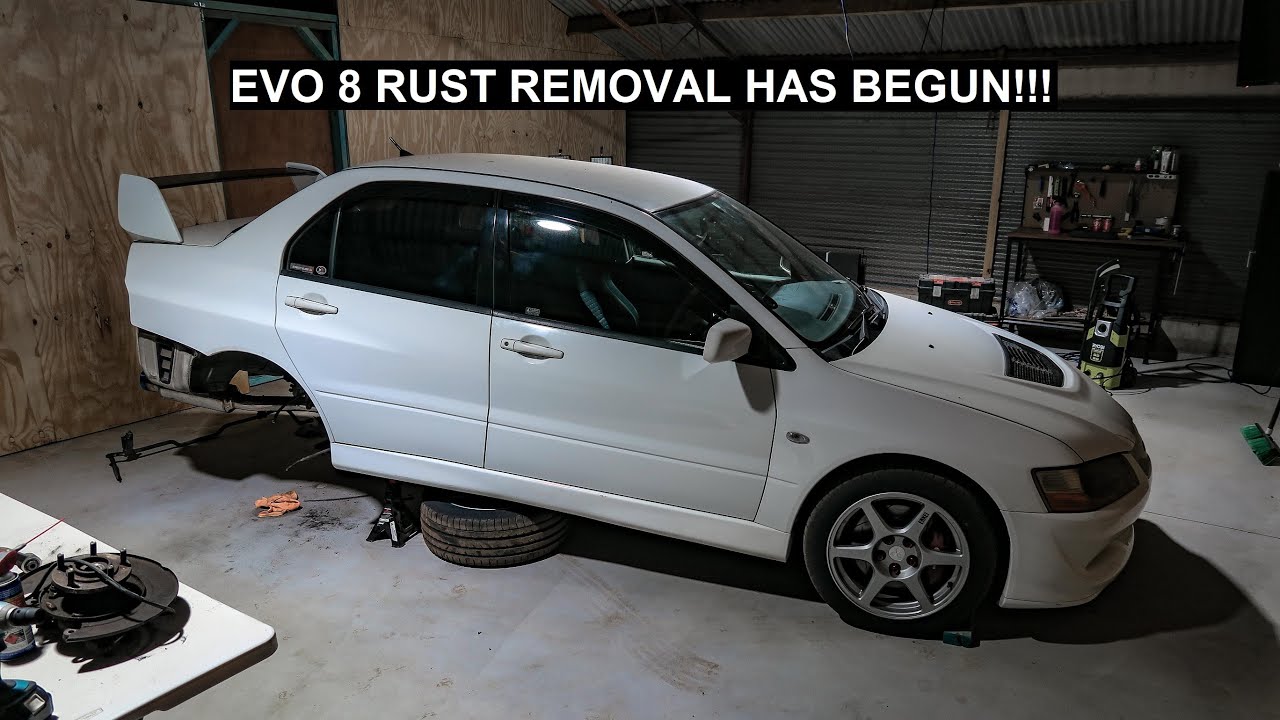 Evo 8 gets pulled apart!! Rusty Evo 8 Restoration Begins.