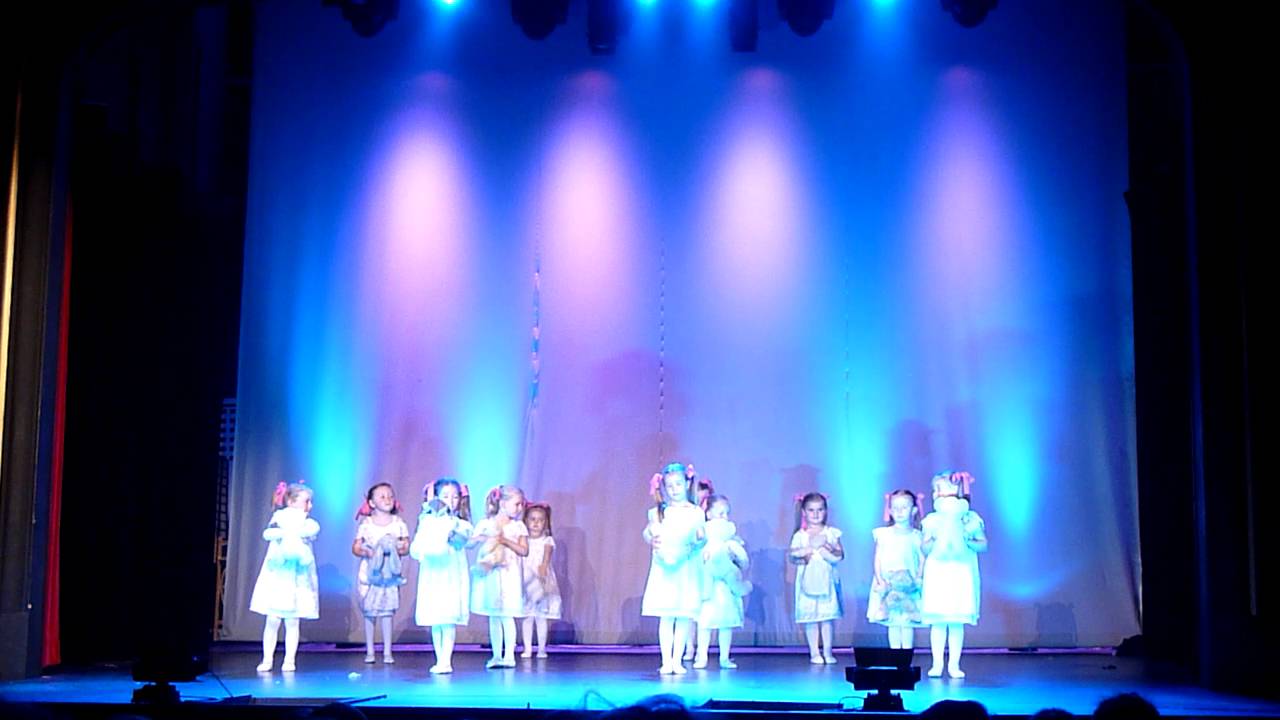 Cours éveil - Doudou - Gala de danse Orphéon Hazebrouck juin 2016